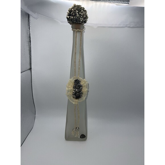 VIA VENETO ITALY milky Decanter bottle Silver Flower Cork Stopper Vintage - Picture 10 of 10